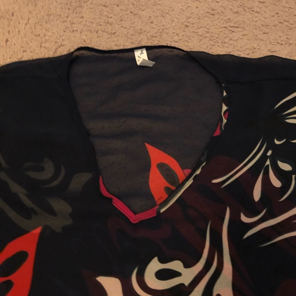 Navy multi color flowing top - Picture 2 of 3